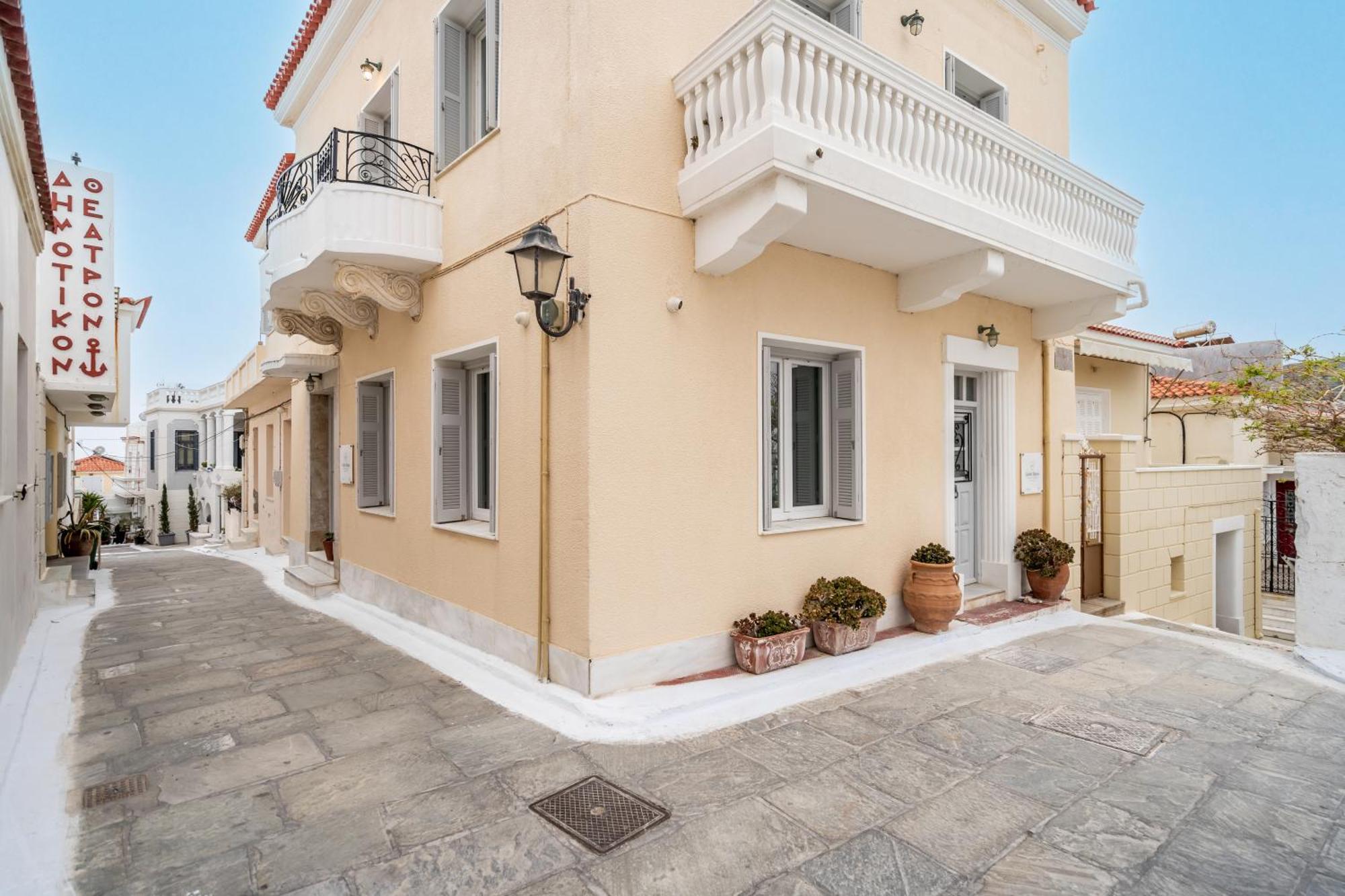 Castel Abaso Boutique Apartments By Explore Andros Exterior photo